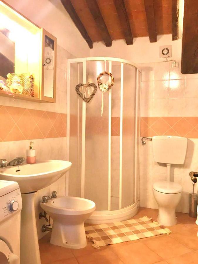 Апартаменти Il Casale Di Rolando Кастільйоне-ді-Гарфаньяна Екстер'єр фото