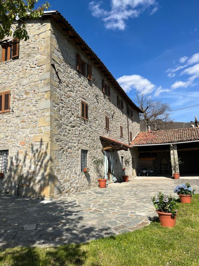 Апартаменти Il Casale Di Rolando Кастільйоне-ді-Гарфаньяна Екстер'єр фото