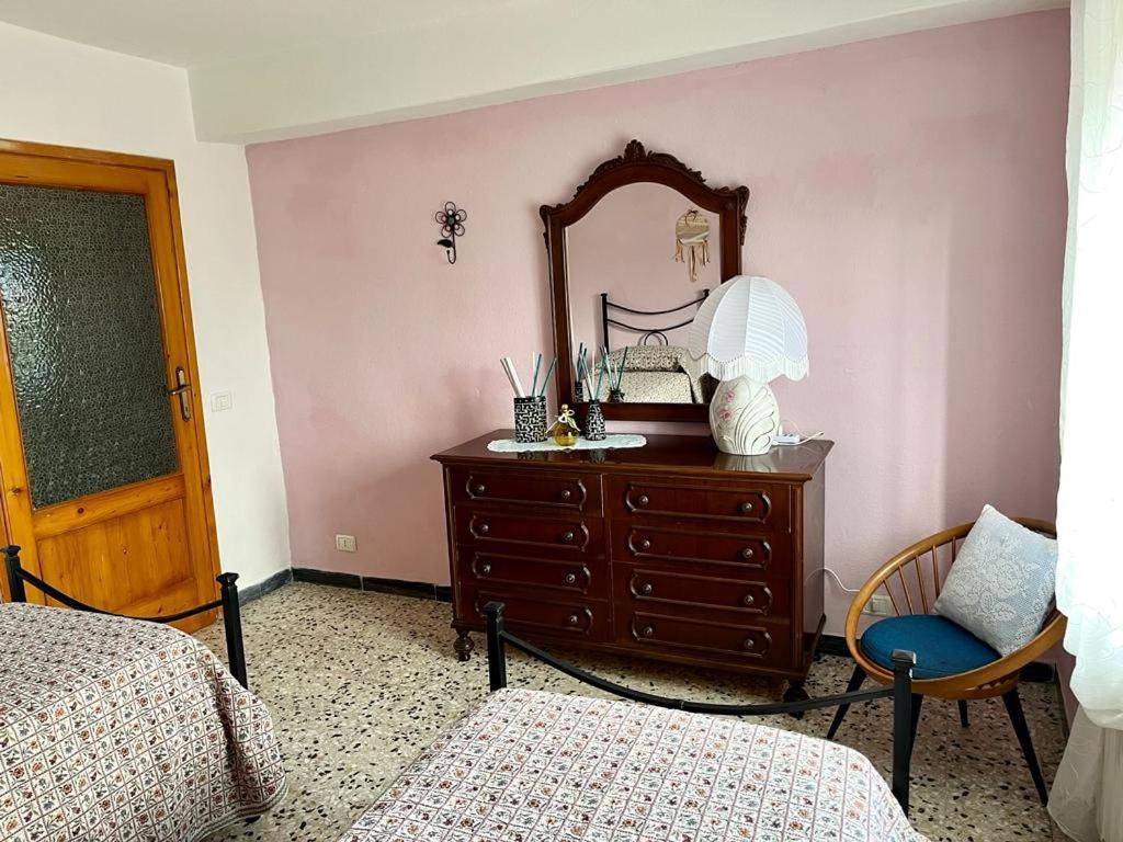 Апартаменти Il Casale Di Rolando Кастільйоне-ді-Гарфаньяна Екстер'єр фото